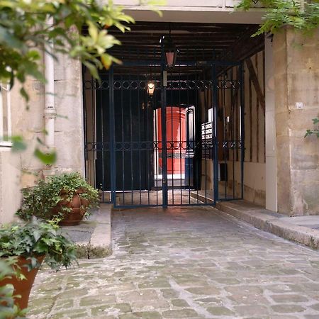 Appartamento The Sleeping Lion Parigi Esterno foto